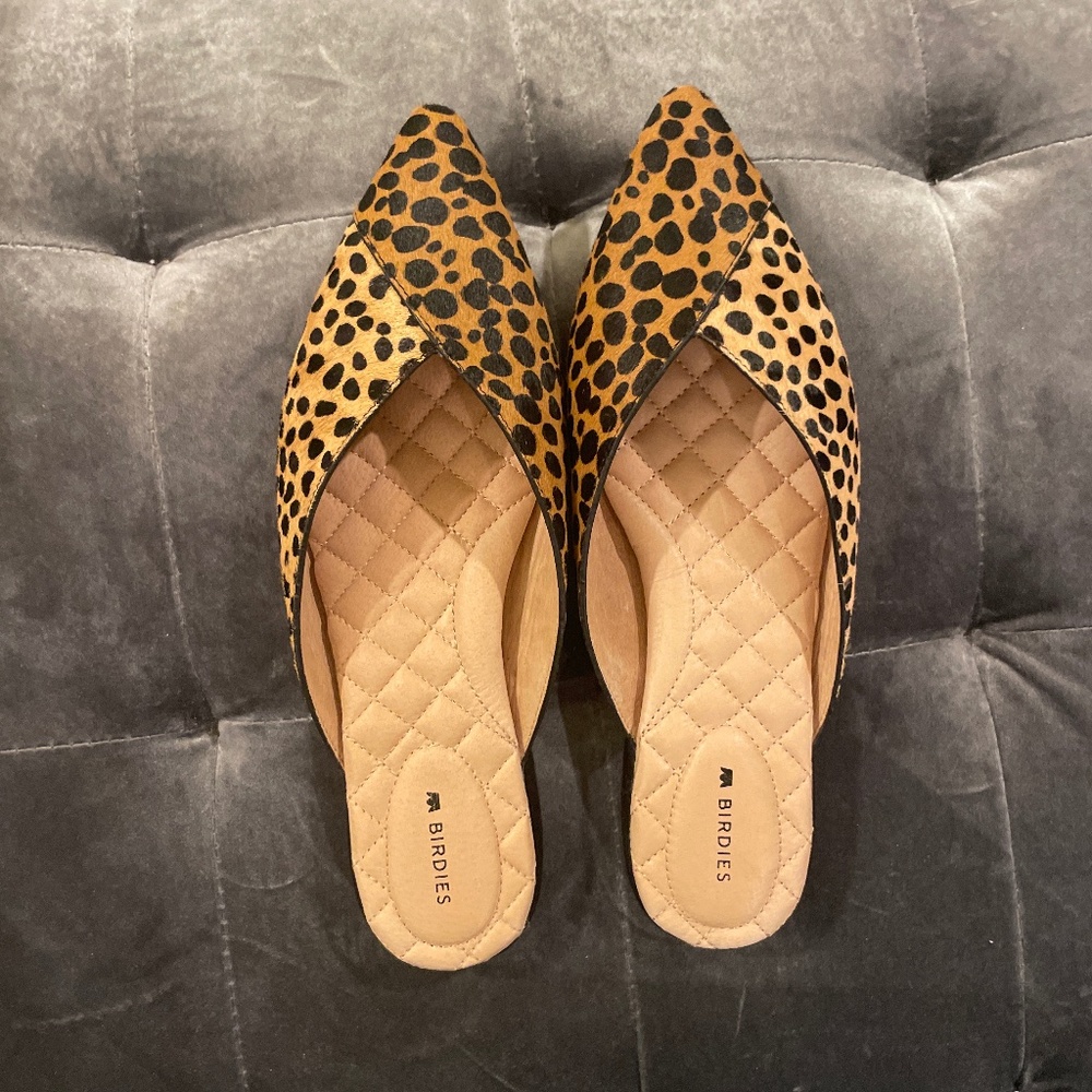 Birdies Swan cheetah print fur mules
